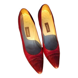 Bally Ladies Cranberry Color Heels Size 8.5